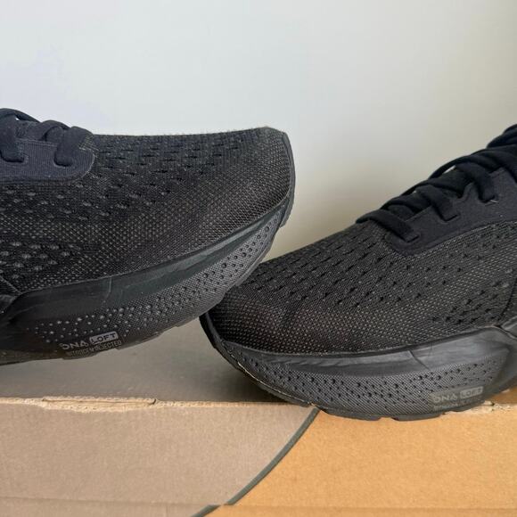 Brooks Adrenaline GTS 24 ‘Triple Black’ Men Running Sneakers- SZ 8 Wide main image 13